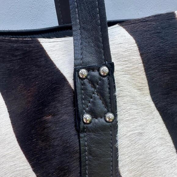 CIMMARON Zebra Black and White Haircalf Leather Large Tote Shoulder Bag - Picture 5 of 9